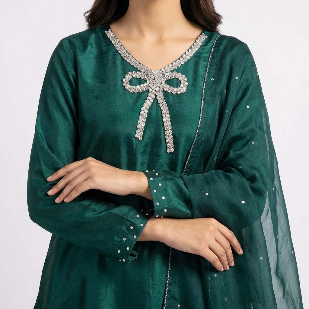 Elegant Emerald Green 3 Piece Suit with Organza Dupatta
